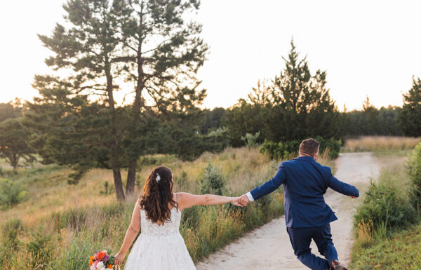 A ‘Tropical Citrus Disco’-Themed Wedding at Renault Winery