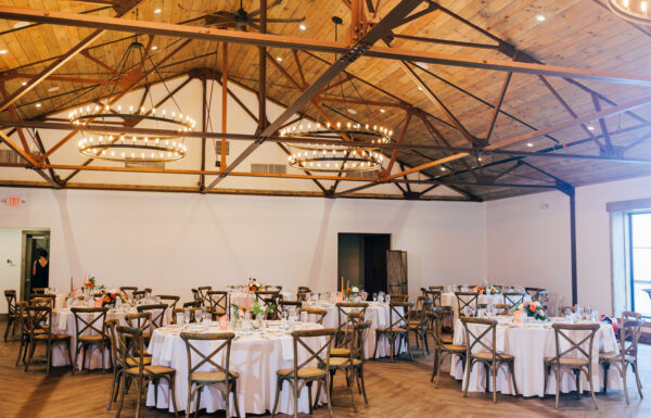 A ‘Tropical Citrus Disco’-Themed Wedding at Renault Winery