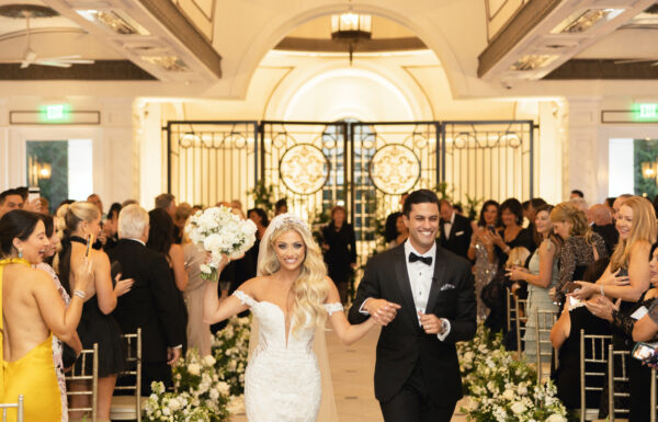 Romantic Flowers and Gold Butterfly Details Were Featured at This Shadowbrook at Shrewsbury Wedding