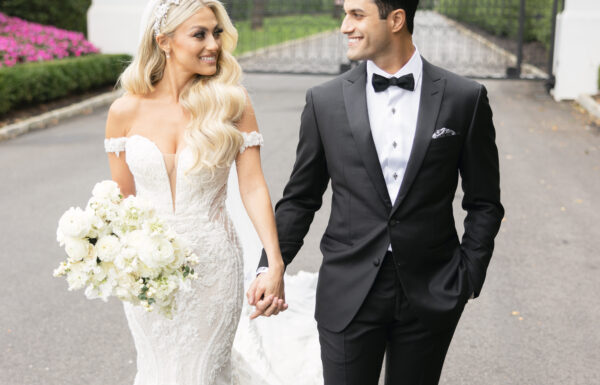 Romantic Flowers and Gold Butterfly Details Were Featured at This Shadowbrook at Shrewsbury Wedding