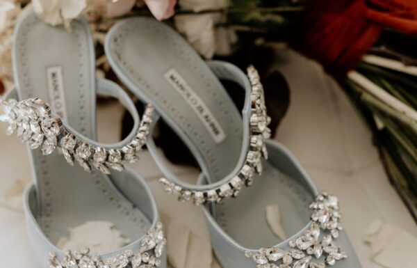 Horses Completed This Fall ‘Rustic-Glam’ Wedding at the Ryland Inn