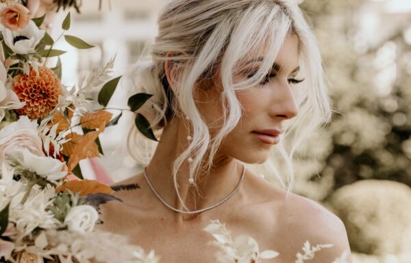 Horses Completed This Fall ‘Rustic-Glam’ Wedding at the Ryland Inn