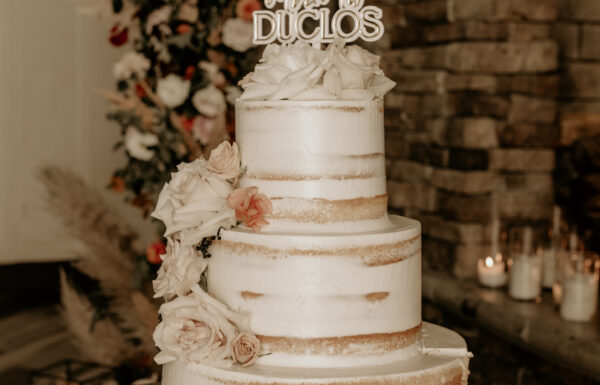 Horses Completed This Fall ‘Rustic-Glam’ Wedding at the Ryland Inn