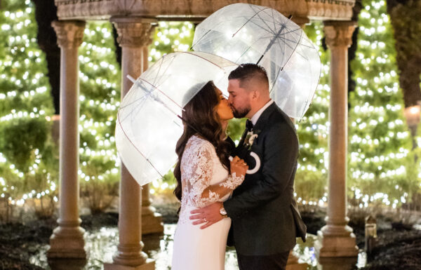 A Christmas-Inspired Wedding “Straight Out of a Hallmark Movie”