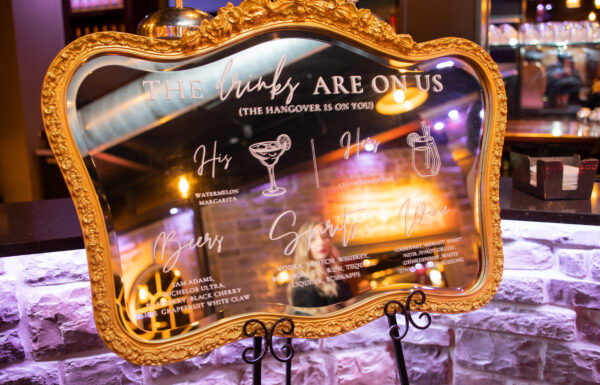 A Christmas-Inspired Wedding “Straight Out of a Hallmark Movie”