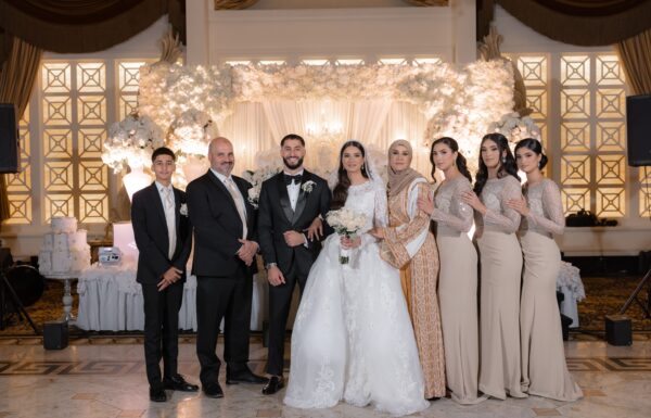 A Lavish and Elegant 400-Guest Affair at The Venetian