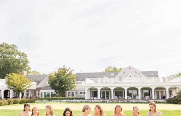 These Golf Lovers Had a ‘Garden Party’ Wedding at Hackensack Golf Club