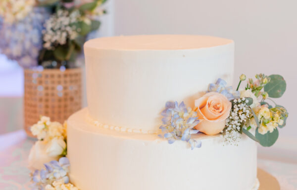 These Golf Lovers Had a ‘Garden Party’ Wedding at Hackensack Golf Club