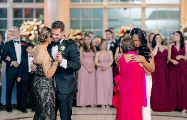 A Rustic Yet Elegant Ashford Estate Wedding