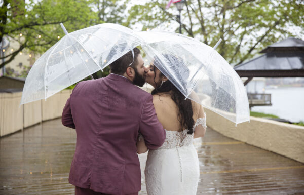 The New Jersey Devils’ Mascot Came to This Lake Mohawk Wedding