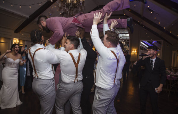 The New Jersey Devils’ Mascot Came to This Lake Mohawk Wedding