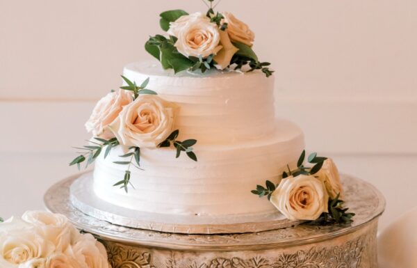 A Lovely Rumson Country Club Wedding with Fun Floral Details