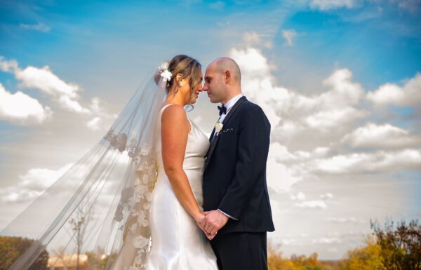 An Elegant Black, White & Gold Wedding at Park Avenue Club