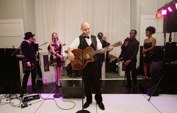 An Elegant Black, White & Gold Wedding at Park Avenue Club