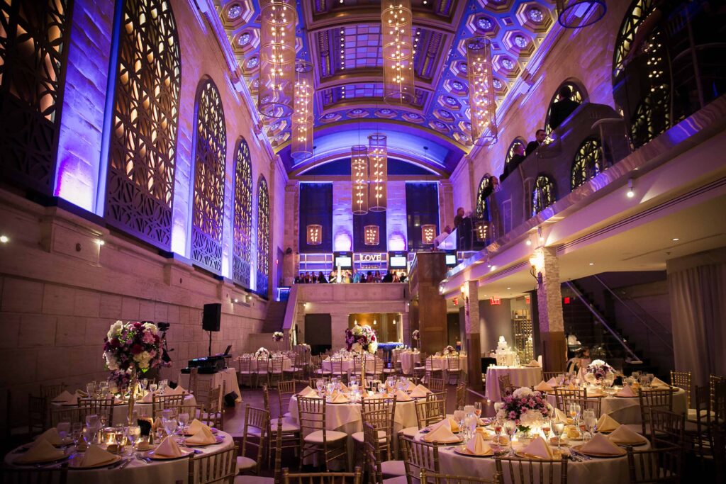 Union Trust is an affordable wedding venue in Philadelphia PA.