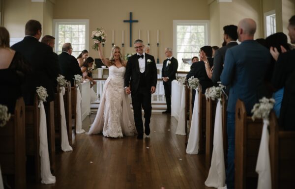 The wedding of A Venue on the Water Was Essential For This Beach-Loving Couple A wedding at Oyster Point Hotel in New Jersey. Gallery 9