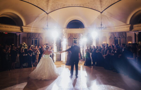 A Fairytale Wedding Full of Elegance and Charm