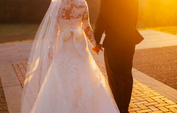 An elegant wedding at Pendry Natirar in New Jersey.