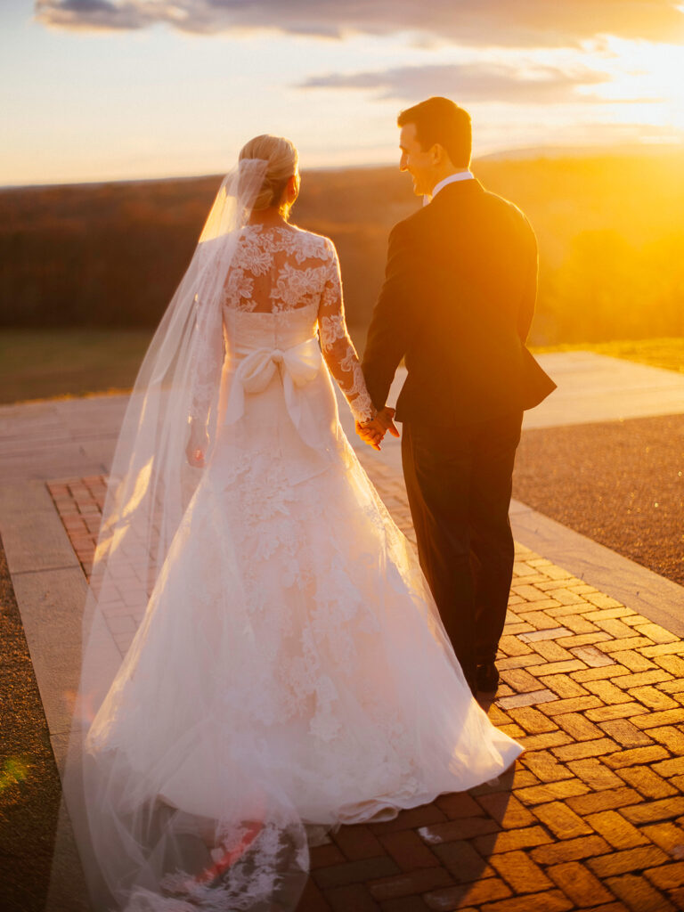 An elegant wedding at Pendry Natirar in New Jersey.