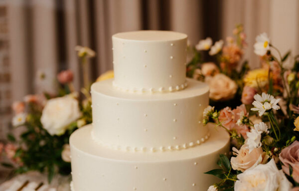 An elegant wedding at Pendry Natirar in New Jersey.