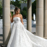 Their Guests Keep Raving About “The Best Cocktail Hour They’ve Ever Been To”