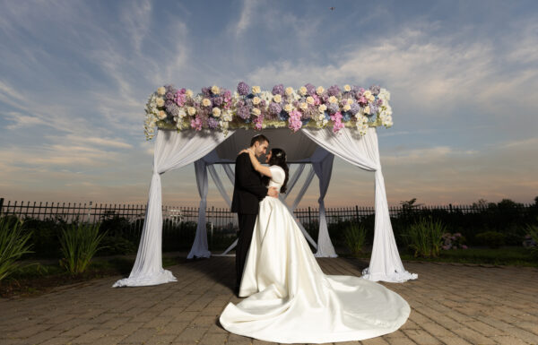 Riverview Ballroom The Riverview Ballroom is a wedding venue in Cliffside Park, New Jersey. Gallery 40