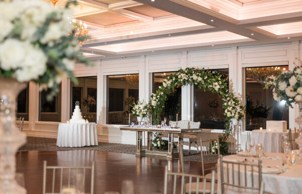 She Sat Behind Him in Geometry Class—16 Years Later, They Had a Classy Christmas Vibes Wedding at the Mill Lakeside Manor