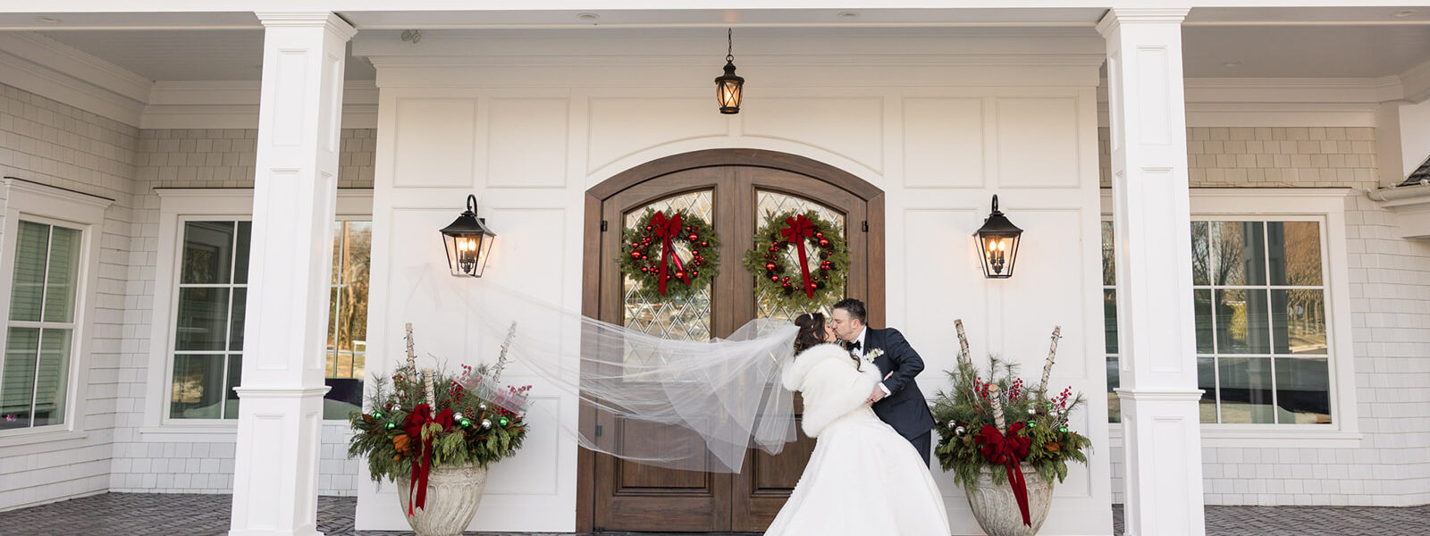 She Sat Behind Him in Geometry Class—16 Years Later, They Had a Classy Christmas Vibes Wedding at the Mill Lakeside Manor