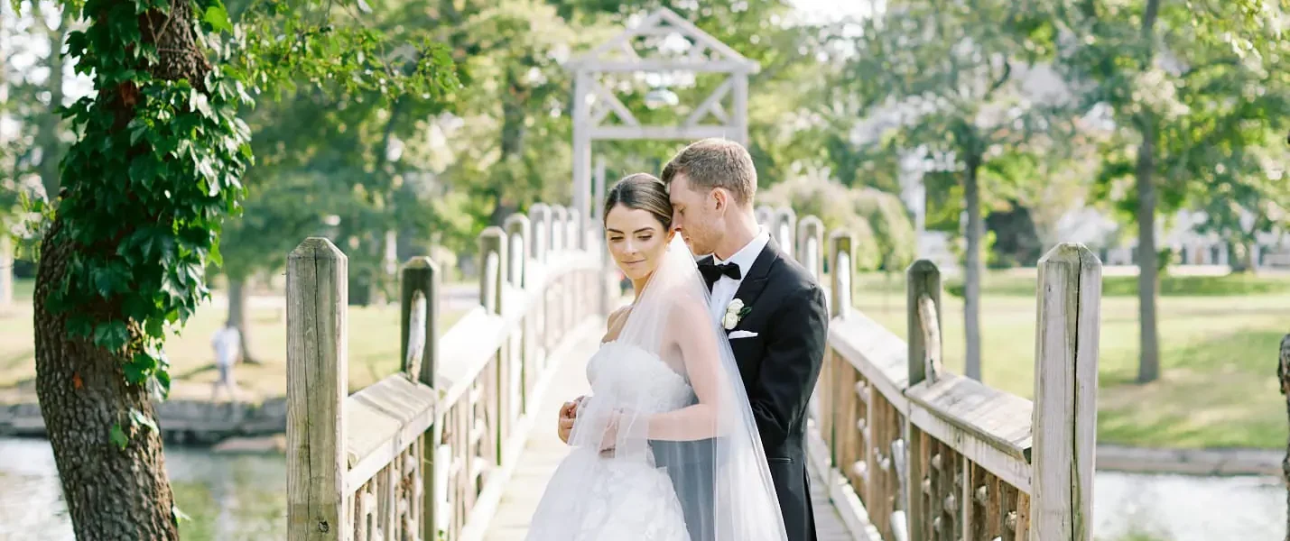 Pops of Hot Pink Completed This Elegant Wedding at The Shore