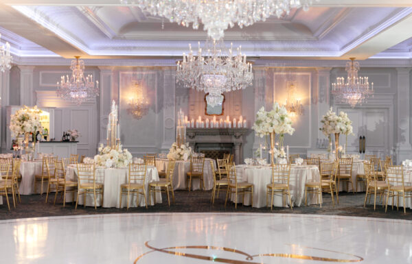 Their Guests Keep Raving About “The Best Cocktail Hour They’ve Ever Been To”