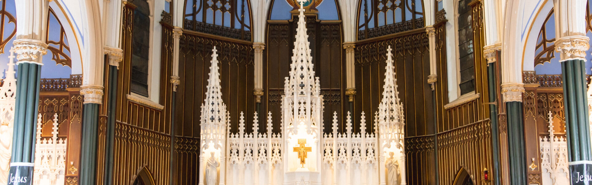 Inside Soccer Star Casey Murphy’s Philadelphia Wedding