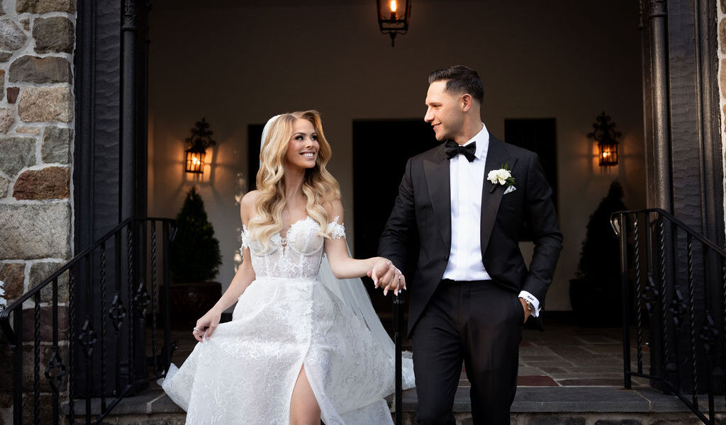 A Stunning Summer Wedding at the Pleasantdale Chateau