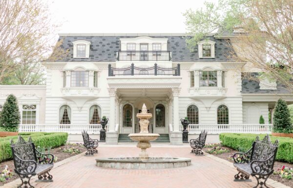 Kara & Rob Had a ‘Beauty and the Beast’-Inspired Seating Chart for Their Ashford Estate Wedding