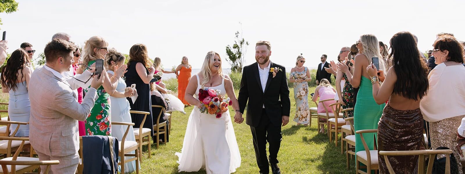 A Laidback Jersey Shore Wedding With a Backyard Feel