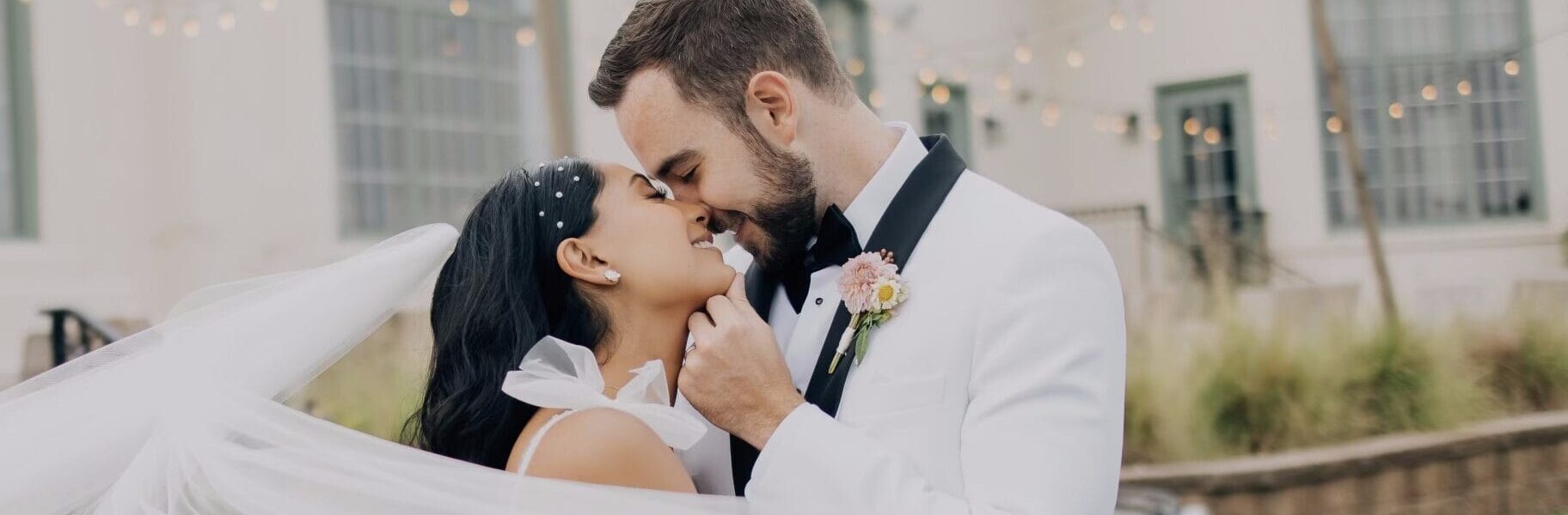 An Elegant Country Club Wedding with a Pastel Palette