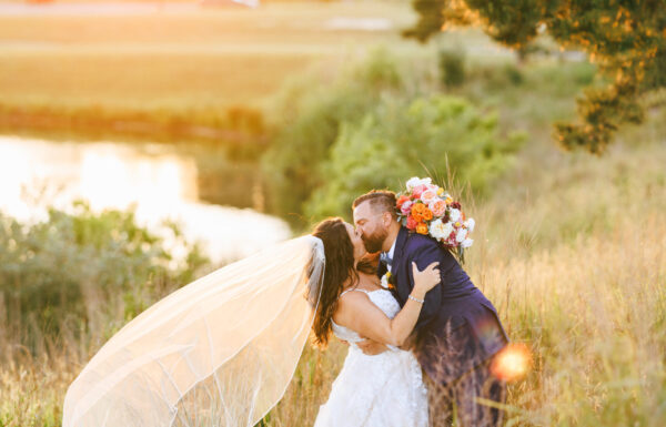A ‘Tropical Citrus Disco’-Themed Wedding at Renault Winery