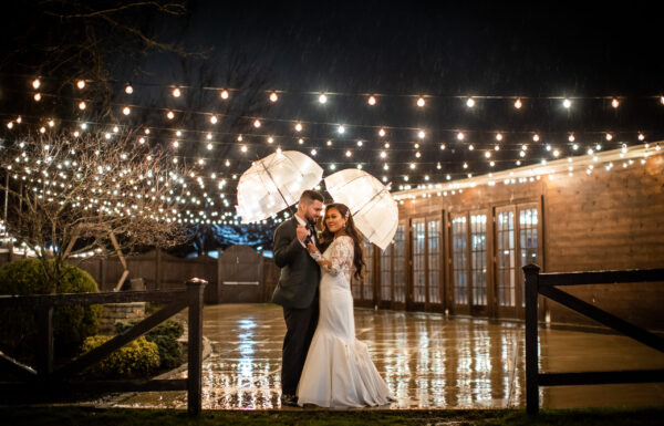 A Christmas-Inspired Wedding “Straight Out of a Hallmark Movie”