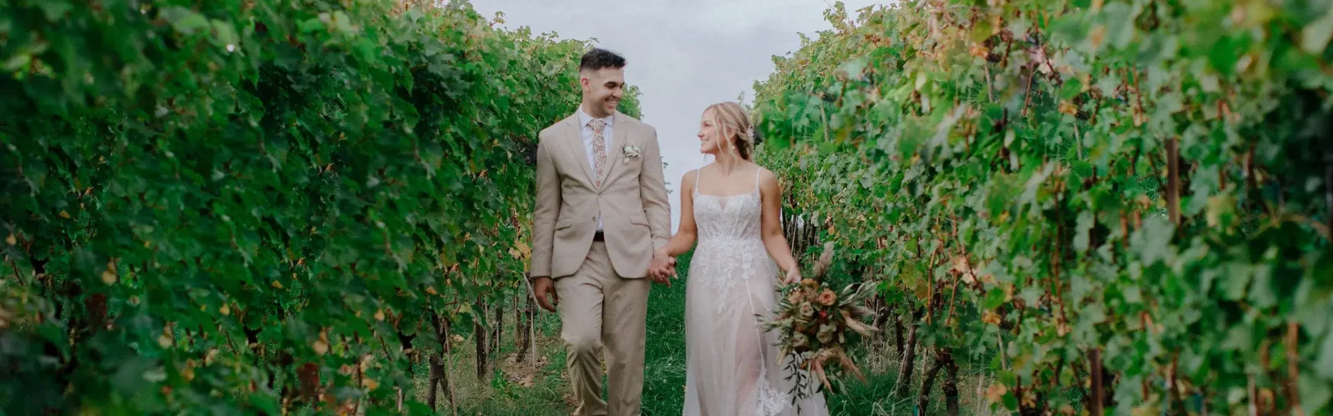 A Food Truck Frenzy and Boho Vibe For This Fall Vineyard Wedding