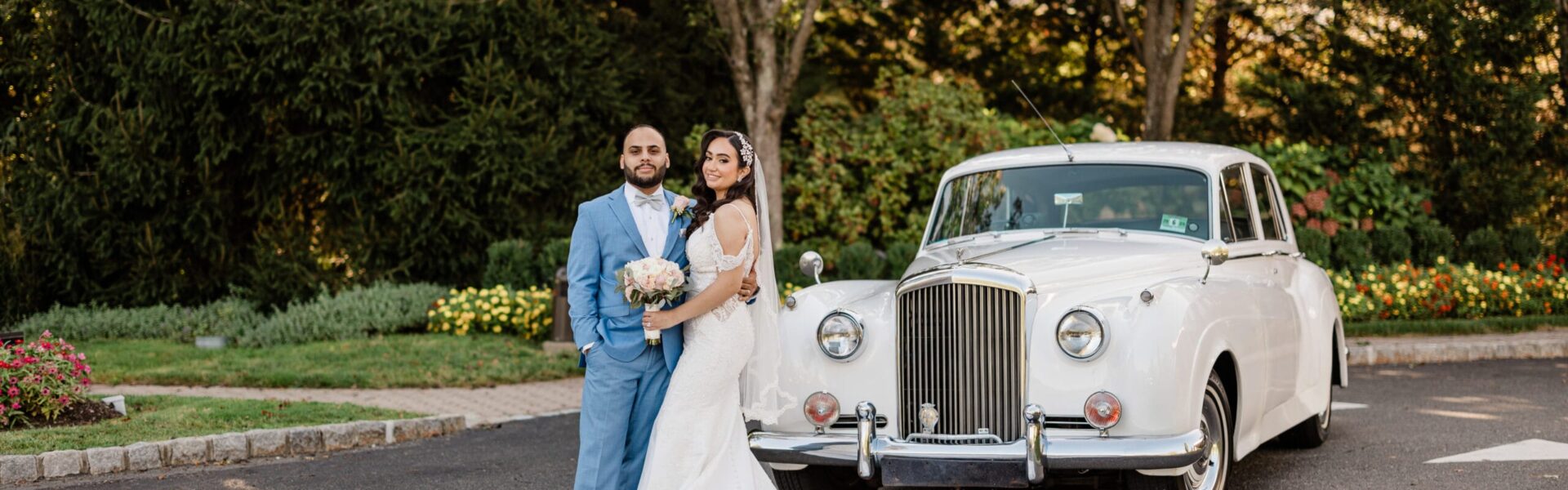 Gorgeous Sunset Views at This Country Club Wedding