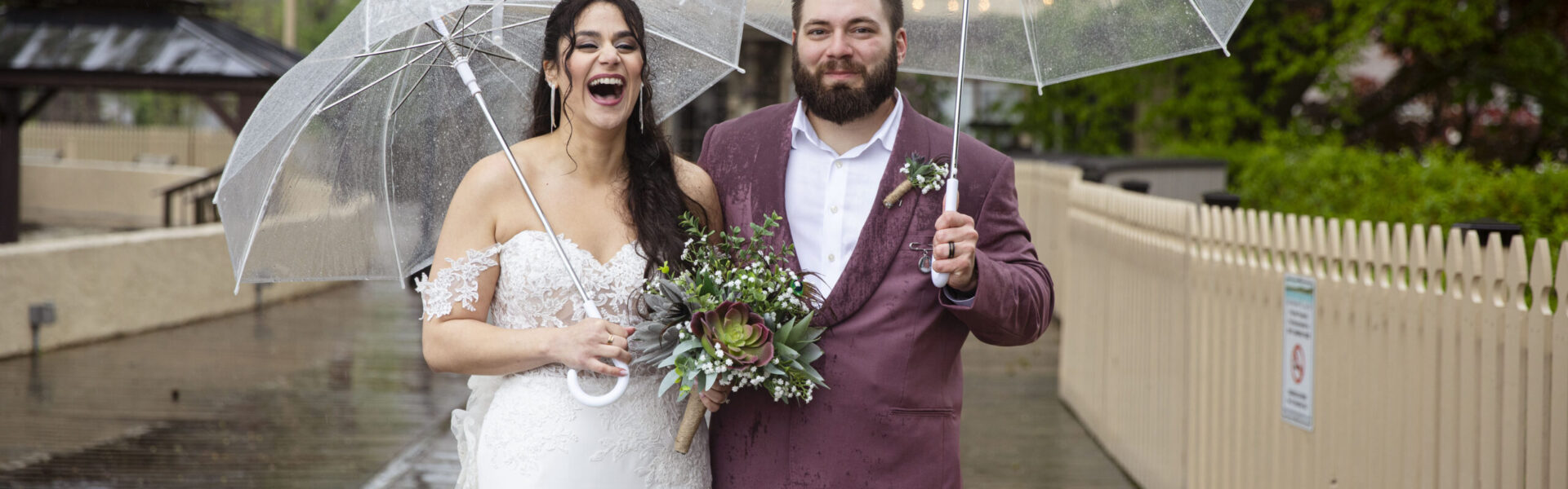 The New Jersey Devils’ Mascot Came to This Lake Mohawk Wedding