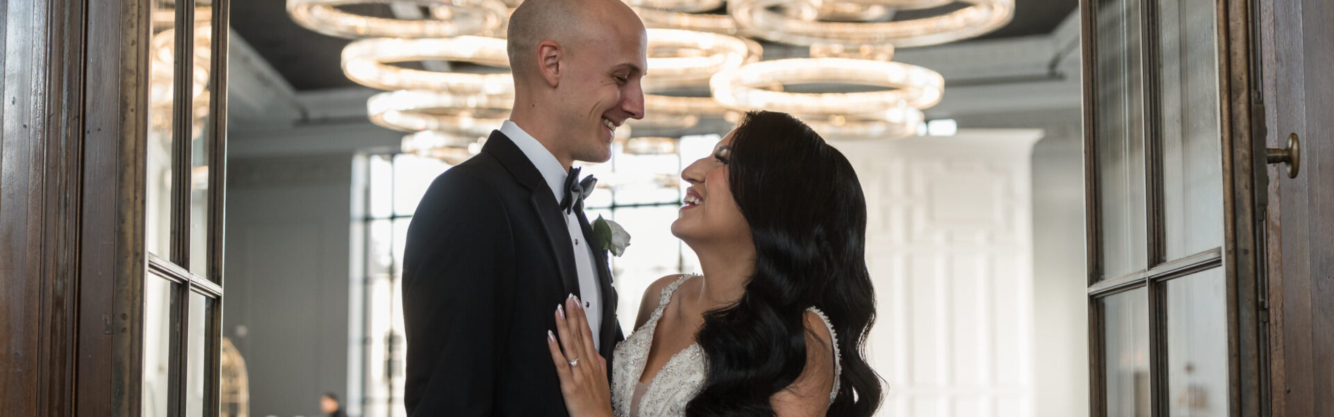 A 1920s-Inspired Big Day at a Repurposed Historic Bank