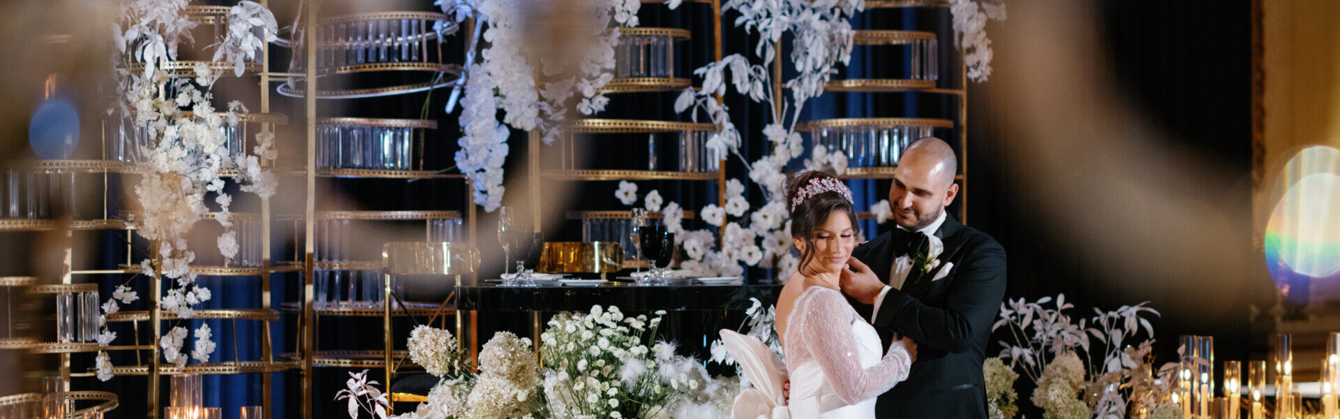 A Standout Sweetheart Table at This Black-And-White Wedding