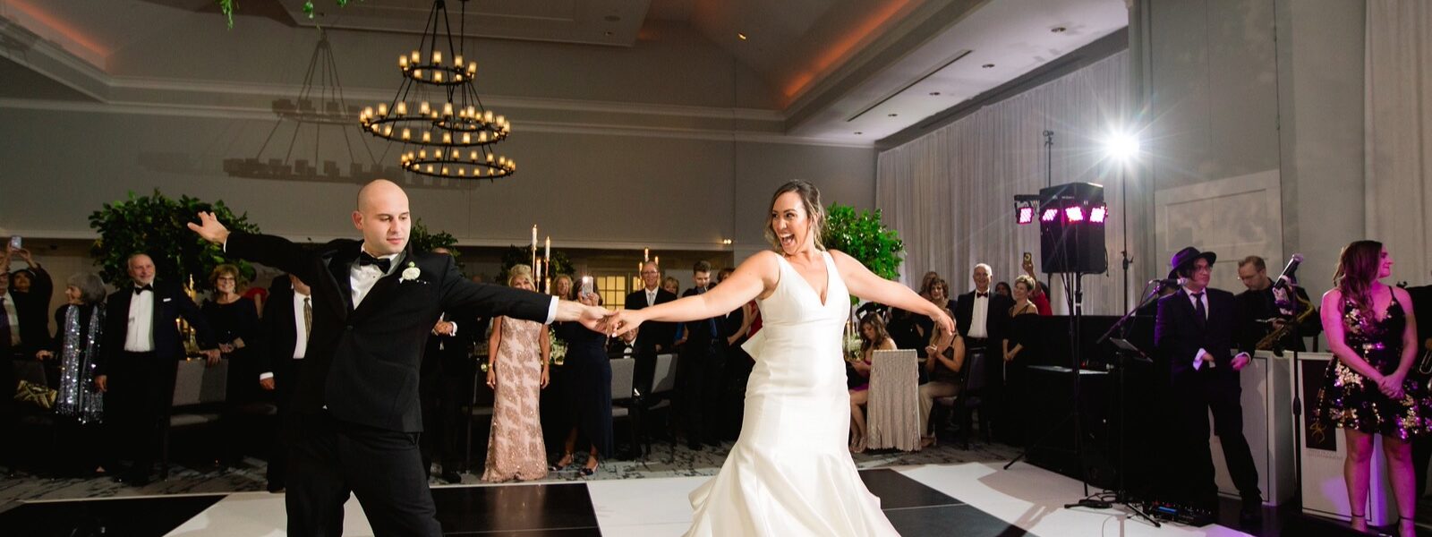 An Elegant Black, White & Gold Wedding at Park Avenue Club