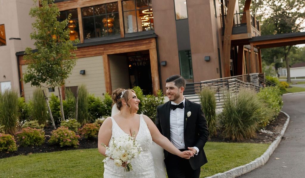 A Stunning Indoor Ceremony at a Jersey City Venue