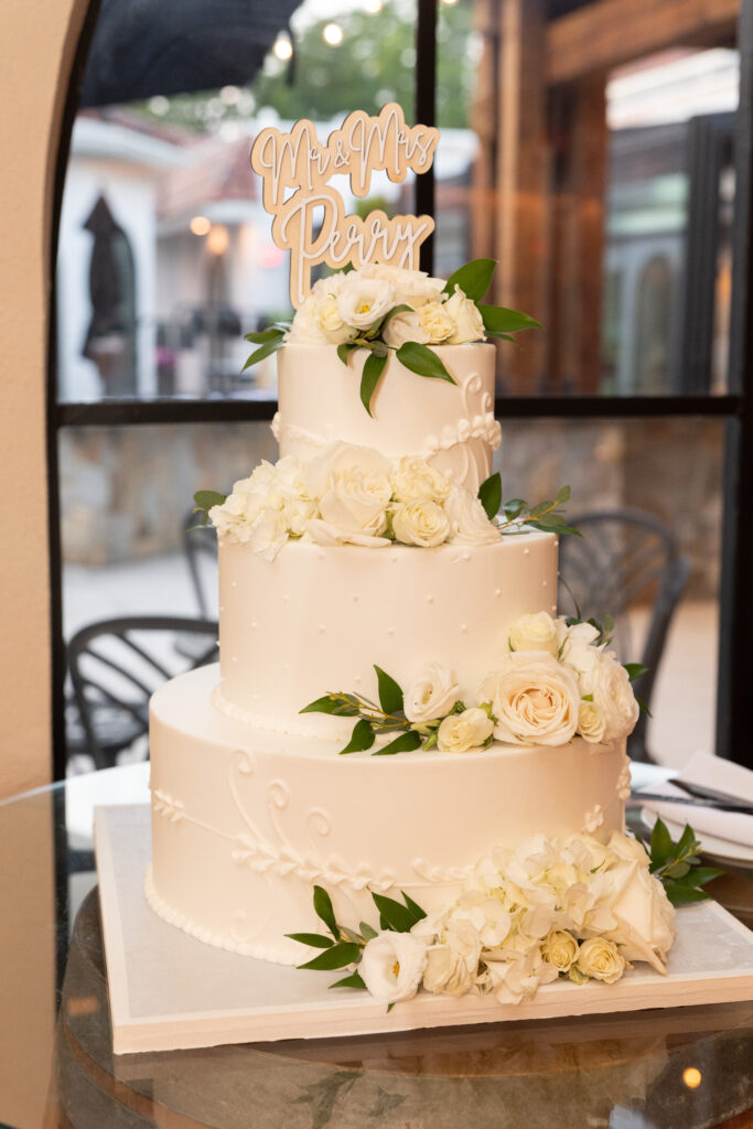 A wedding at Perona Farms in Andover NJ that was planned in just two months.