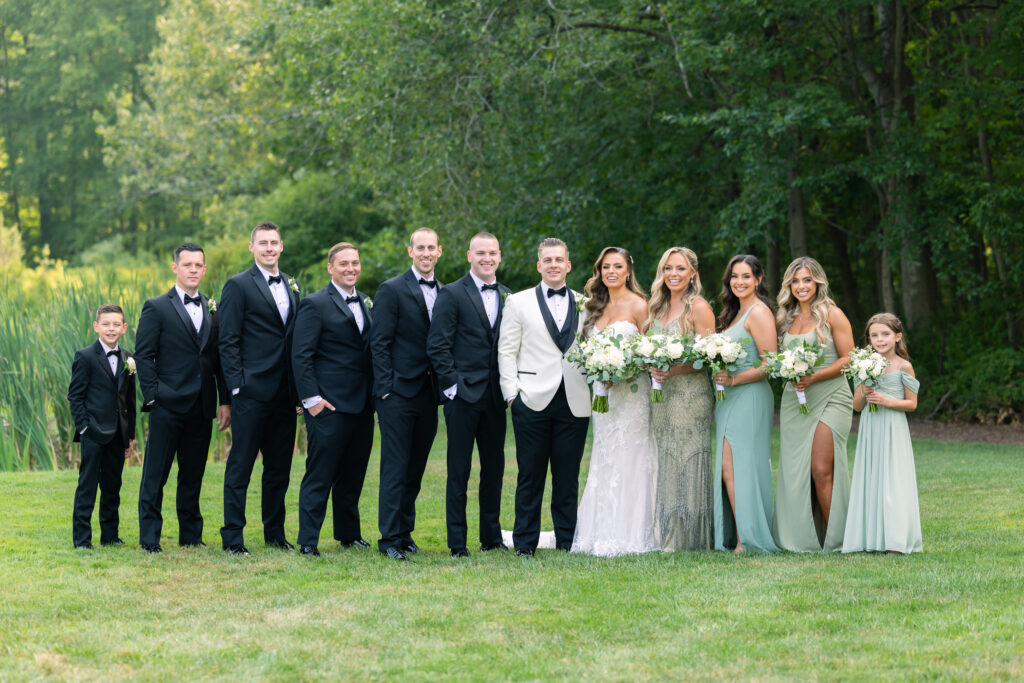 A wedding at Perona Farms in Andover NJ that was planned in just two months.