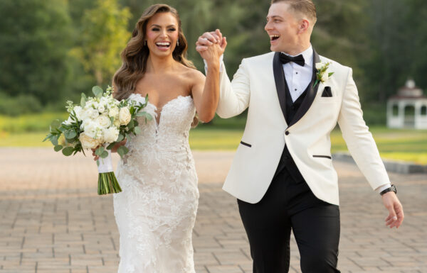 A wedding at Perona Farms in Andover NJ that was planned in just two months.