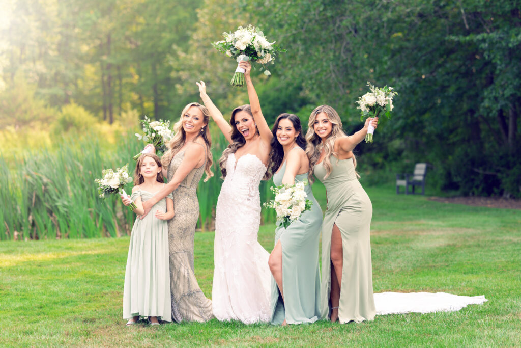 A wedding at Perona Farms in Andover NJ that was planned in just two months.