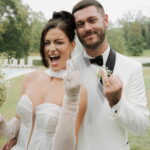 They Booked an Airbnb, Added a Pizza Truck & Pickleball Tournament, And Had the Best Backyard Wedding Weekend