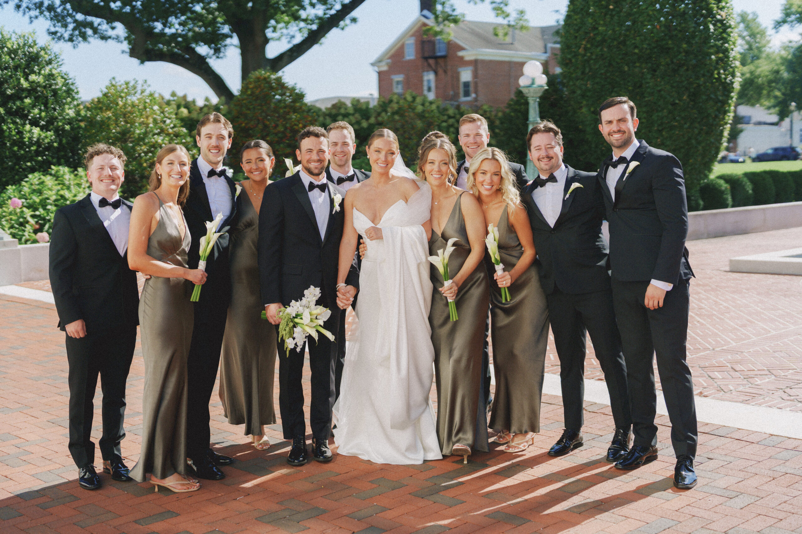 Wedding reception at 1776 Morristown restaurant NJ with outdoor patio and band